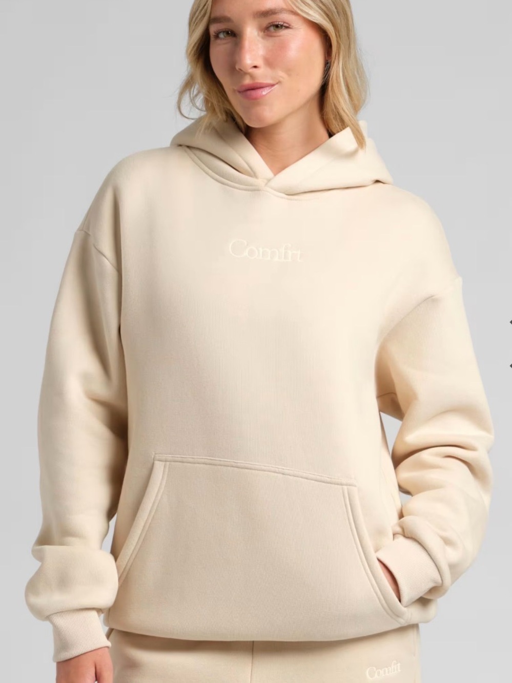 Comfit Women's Signature Pullover Hoodie in Bone